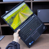 Lenovo - ThinkPad X1 Yoga Gen 6 2-in-1 14" Touch-Screen Laptop - Intel Core i7 with 8GB Memory - 256GB SSD
