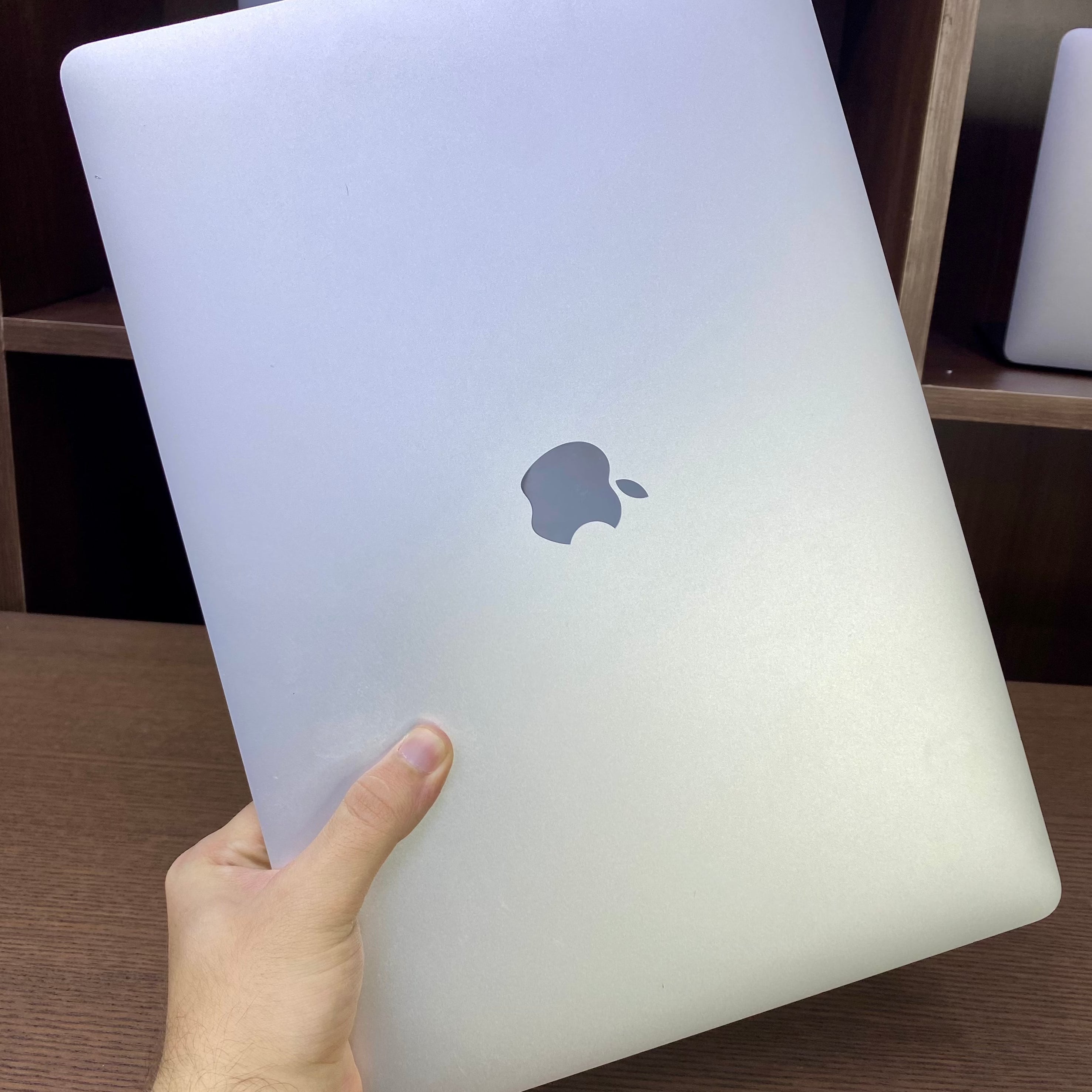金*鯛様 ジャンク品　MacBook Pro A1990 ２台まとめて Apple MacBook Pro A1990 15 inch i7 SEQUOIA Touch Bar 512GB SSD